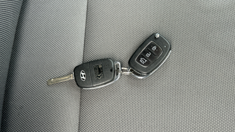 Hyundai i20 1.2 MPi SE 5dr Petrol Hatchback